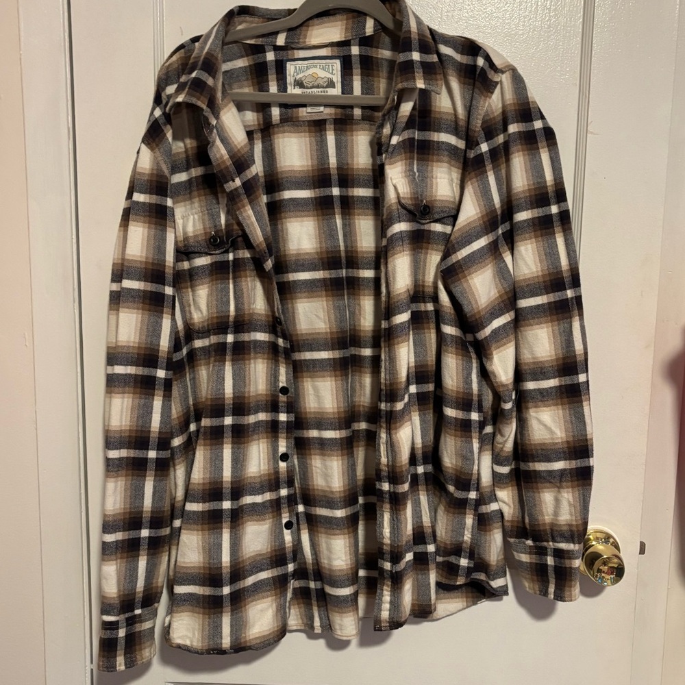 American Eagle Outfitters Brown Plaid Button Up Shirt